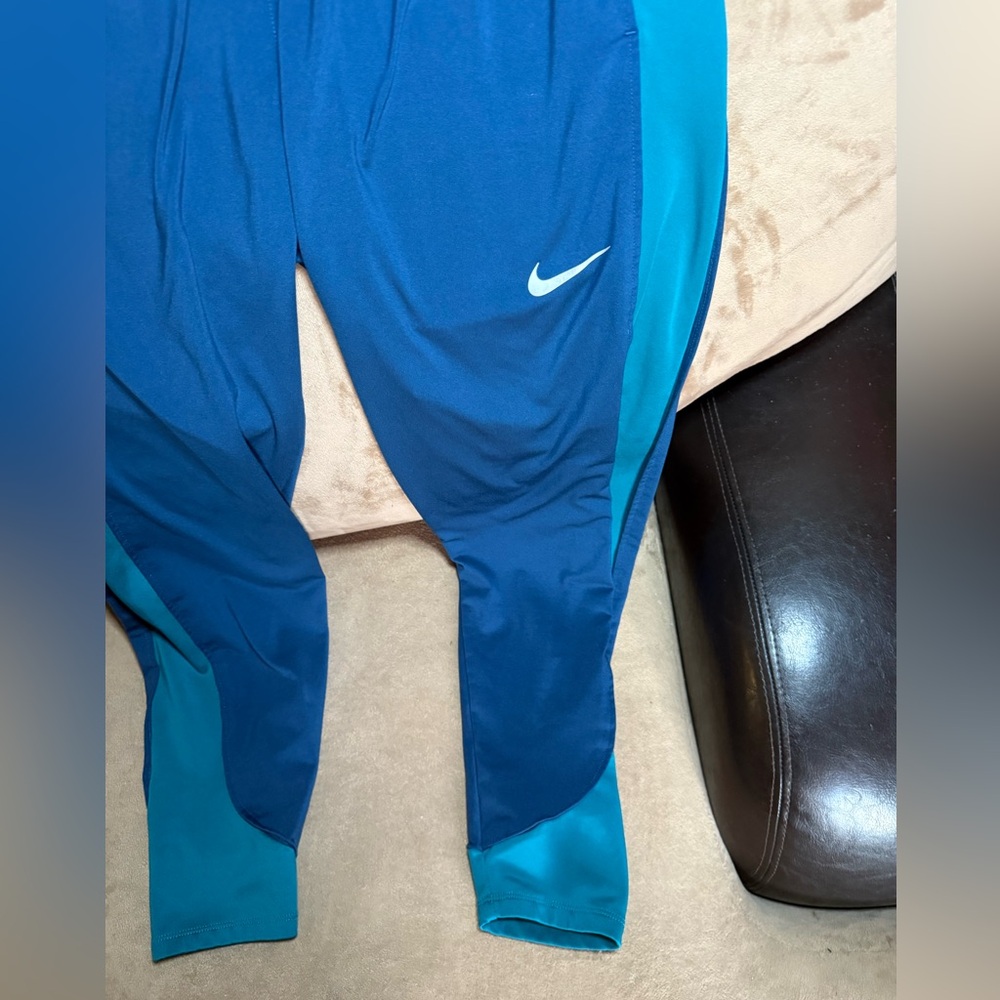 Nike Therma-Fit Women’s Size Medium' Blue Athletic Track Pants Activewear Medium - Picture 5 of 14